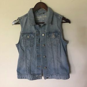 GAP Sleeveless Light Wash Denim Vest, Size Small